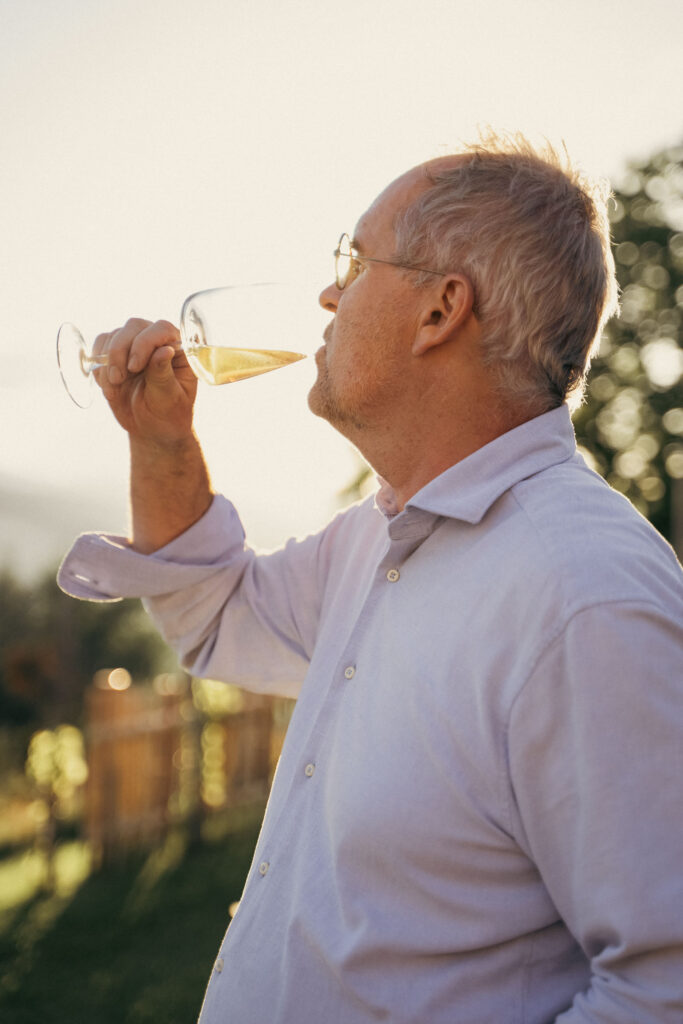 Gastgeber und Naturweinliebhaber